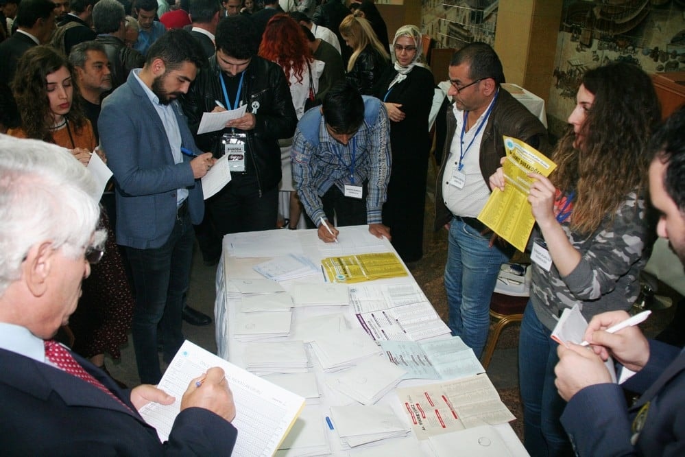 Başkan Durakoğlu Güven Tazeledi - 589