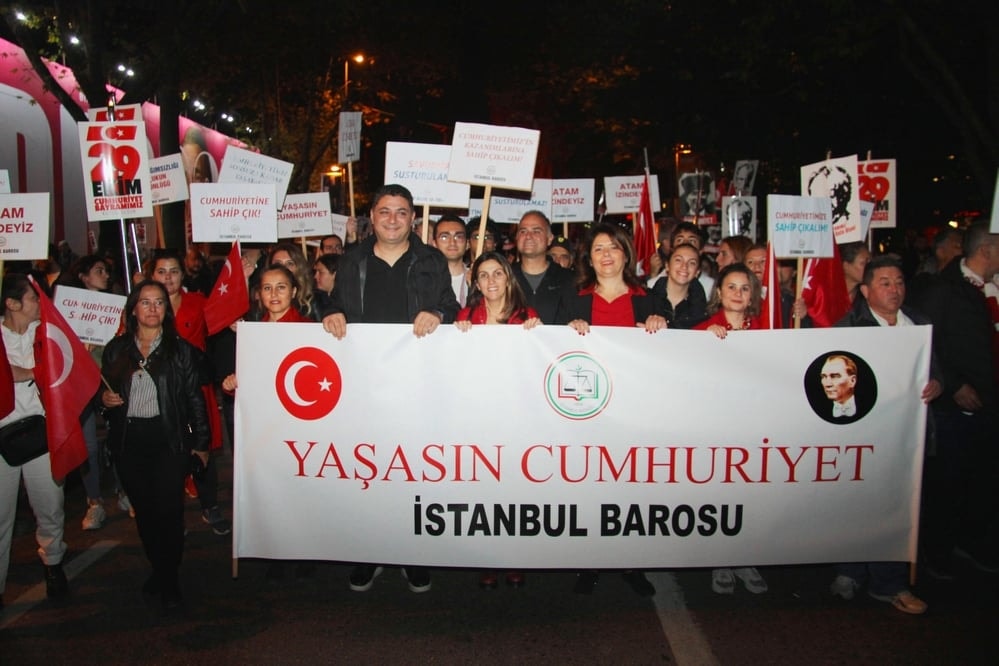 Başkanımız  Av. Filiz Saraç ve Yönetim Kurulu Üyeleri Cumhuriyet Yürüyüşü’ne Katıldı - 3