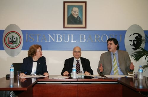 Batı Trakyalı Türk Avukatlara Aihm Eğitim Semineri Verildi

 - 6