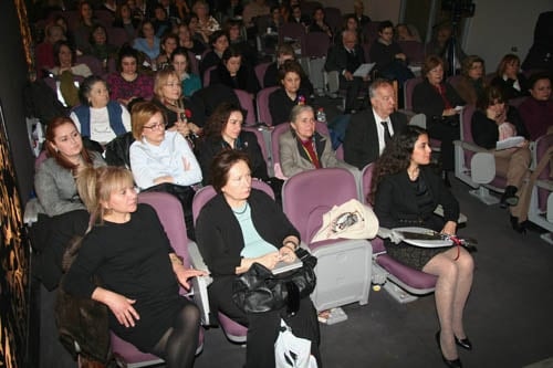 Kadına Şiddet Durmak Bilmiyor

 - 28