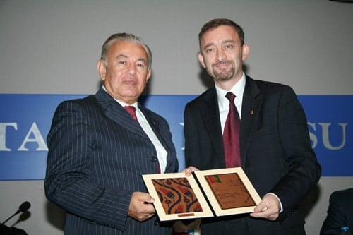 Baromuz Yönetiminde Görev Devir Teslimi

 - 29