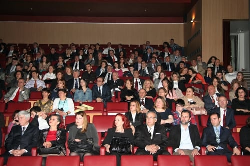 Mesleklerinde 25, 30, 35 Yılını Dolduran Toplam 693 Meslektaşımıza Plaket Verildi
 - 13