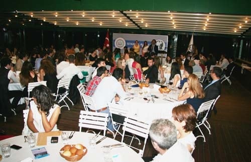 İstanbul Barosu Dış İlişkiler Merkezi İle Avrupa Genç Hukukçular Derneği 10. Hukuk Yaz Okulu Kutlaması Yapıyor
 - 9