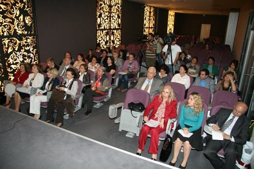 Cumhuriyet Kadınının Dünü-Bugünü-Yarını - 4