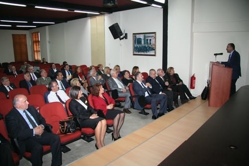 Baro Yönetiminden Ayrılanlara Anı Plaketi Verildi  

 - 17