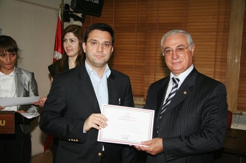 Fikri Ve Sınaî Mülkiyet Hukuku Vı. Eğitim Programını

Tamamlayanlara Belgeleri Verildi 
 - 8