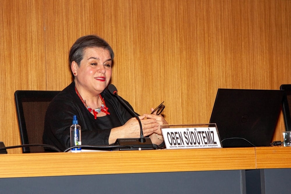 Çocukla Kişisel İlişki Ve Çocuk Tesliminde Güncel Gelişmeler Semineri - 4