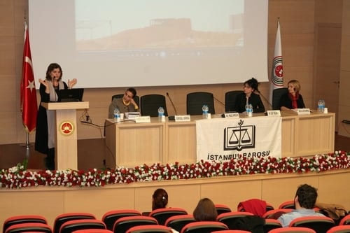 Sığınmacı Ve Mülteci Kadınların Sorunları

 - 13