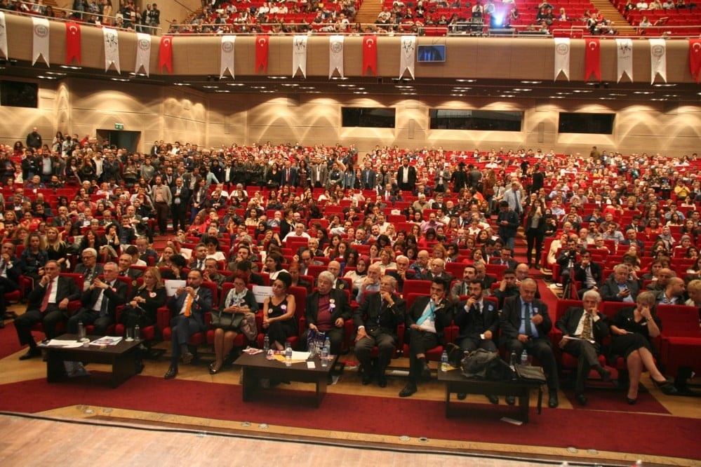 Başkan Durakoğlu Güven Tazeledi - 282