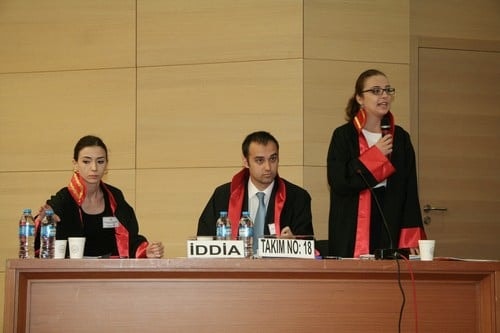 Farazi Dava Yarışması Yapıldı

 - 113