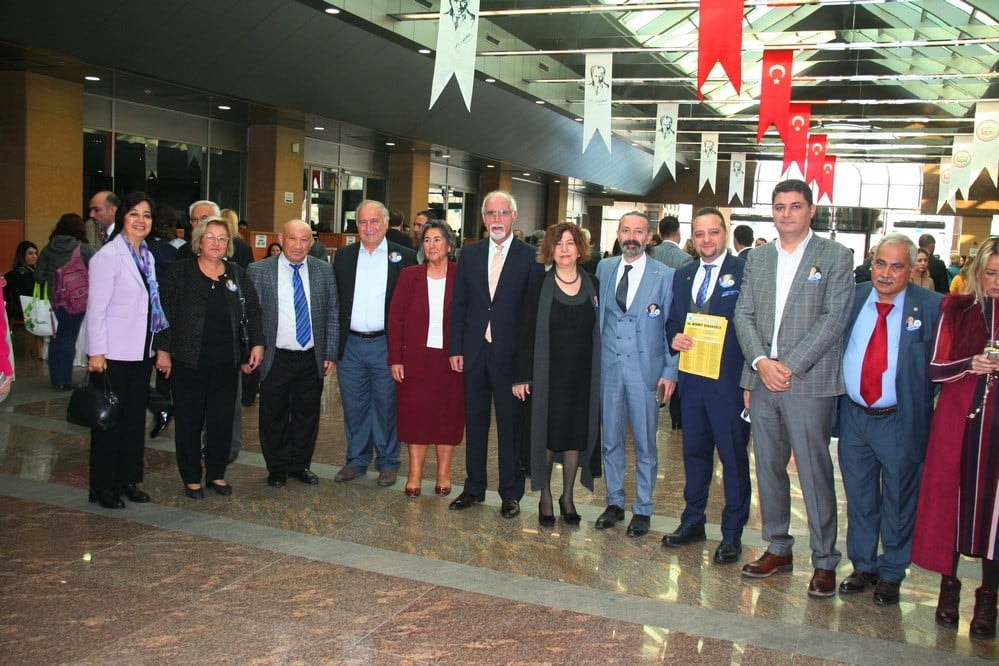 Başkan Durakoğlu Güven Tazeledi - 398