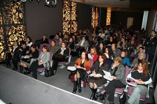 Kadın Kuruluşları Bu Yıl 11 Sığınma Evi Daha Açılması İçin Çağrıda Bulundu

 - 7