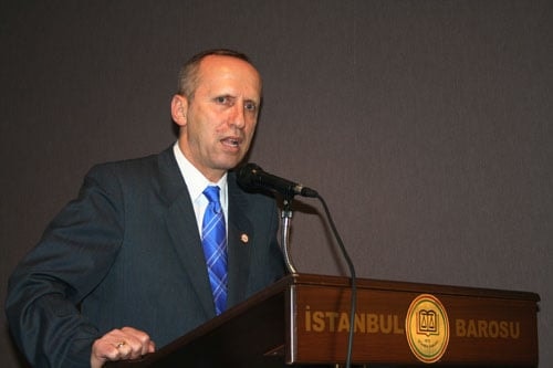 Dört Yabancı Bilim Adamından
Dört Ayrı Konuda Konferans - 1