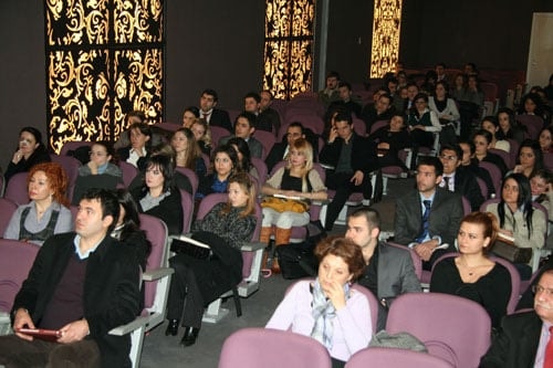 Stajyer Avukatları Bilgilendirme
Toplantısı Yapıldı
 - 8