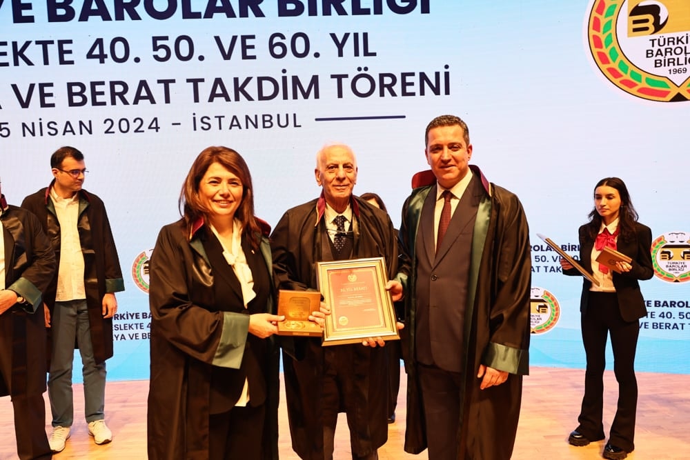 Meslekte 40, 50 ve 60 Yılını Dolduran Meslektaşlarımıza Plaket Verildi - 188