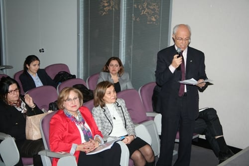 Türkiye Kadın Sorununu Çözerek Çağdaşlaşır
 - 29