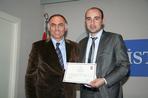 20. Dönem Hukuk İngilizcesi Ve Terminolojisi 
Derslerini Tamamlayanlara 
Katılım Belgeleri Verildi
 - 10