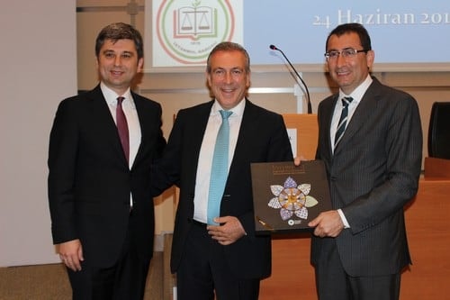 Kombine Taşımacılıkta Taşıma İşleri 
Organizatörünün Sorumlulukları Ve 
Sigorta

 - 17