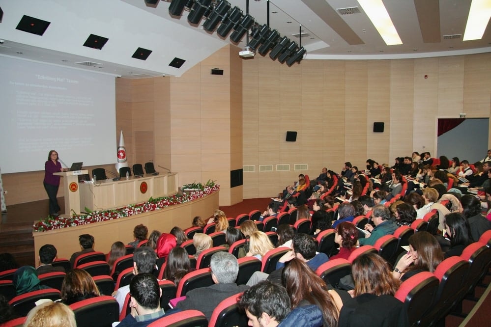 Kadın Hakları ve Aile İçi Şiddet Konulu Sertifika Programı Devam Ediyor - 28