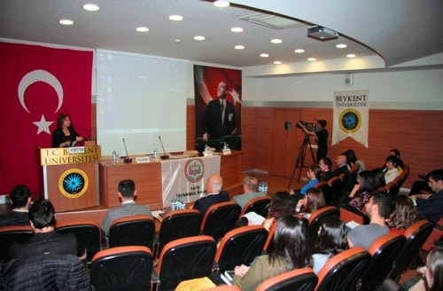 Medya Yoluyla İşlenen Fiillerde Hukuki Ve Cezai Sorumluluk
 - 16