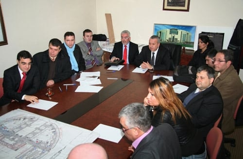 Adliyelerde Engelli Avukatların Rahat Çalışabilmesi İçin Alınması Gereken Önlemler Ele Alındı 
 - 12