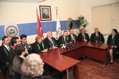 Kocasakal, “Basılmamış Kitaba Ve Avukata Baskını Ve Baskıyı Kınıyoruz”

 - 11