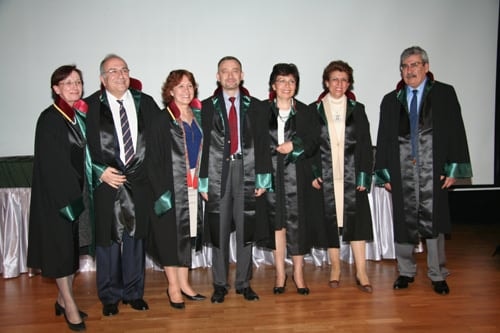 Mesleklerinde 25, 30, 35 Yılını Dolduran Toplam 693 Meslektaşımıza Plaket Verildi
 - 99