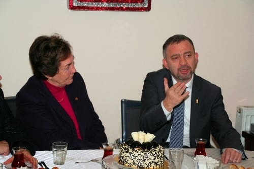 Mahmut Esat Bozkurt Hukuk Ödülü Prof. Dr. Aysel Çelikel’E Verildi
 - 18