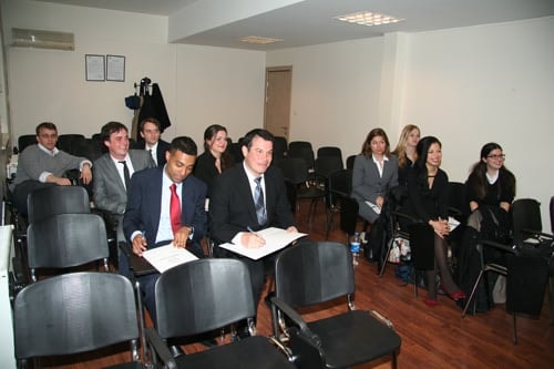 Amerikalı Hukuk Öğrencileri Baromuzu Ziyaret Etti
 - 1