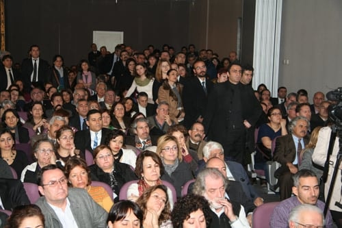 Avukata Yönelik Tüm Baskılara Karşı Meşru Savunma Hakkımızı Kullanacağız - Video
 - 16