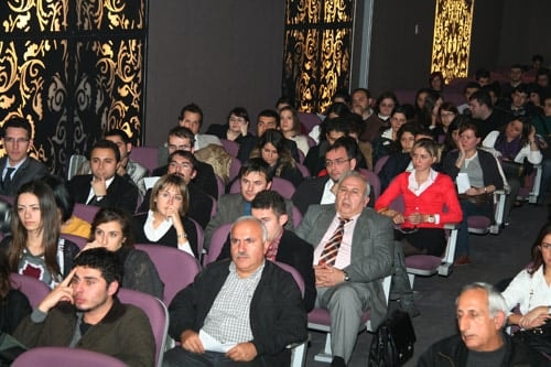 Oylar Eşit Çıkınca Seçim Ertelendi - 3