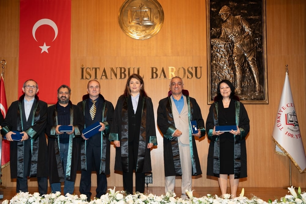 Meslekte 25, 30 ve 35 Yılını Dolduran Meslektaşlarımıza Plaket Verildi - 74