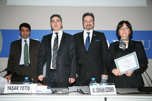 Uluslararası Ödeme Aracı Olan Çekin Ceza Yasası Kapsamına Alınması Eleştirildi

 - 28