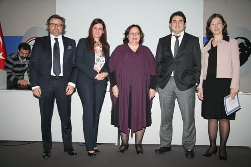 Hava Hukukunda Yolcu Hakları
 - 21