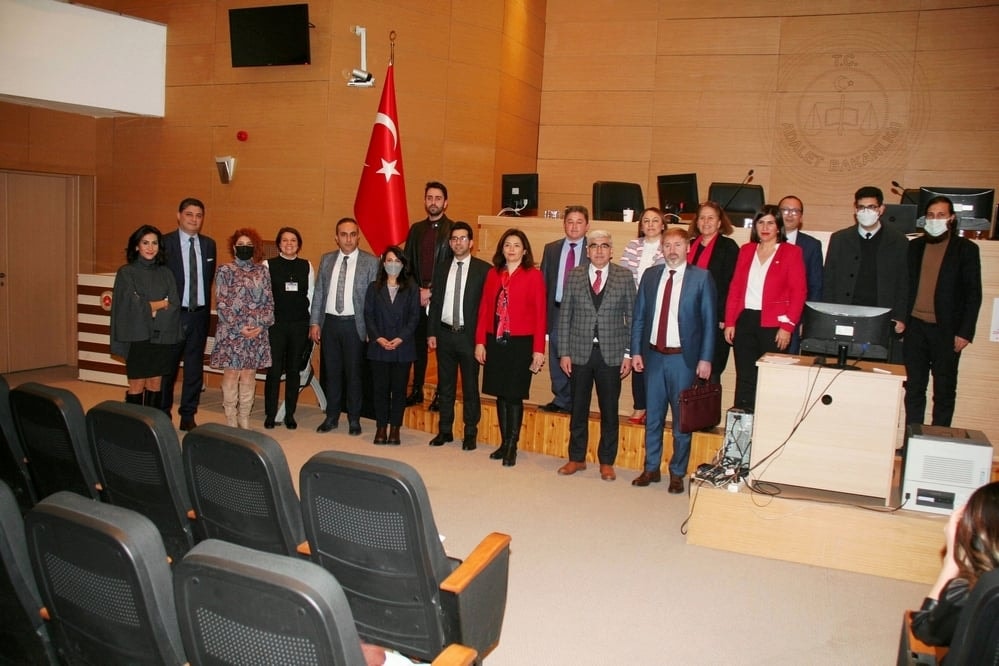 Kişisel Verilerin Korunmasını  İsteme Hakkı ve Avukatlık - 28