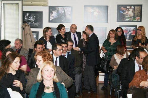 Kamu Avukatlarına Barodan Destek

 - 1