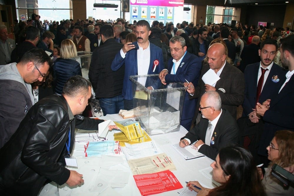 Başkan Durakoğlu Güven Tazeledi - 595