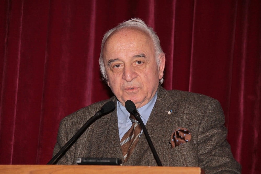 Kolcuoğlu, Düşünsel Kimliğini Sonraki Kuşaklara Yansıtan Pusula Oldu - 94