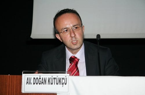 Twitter Kapatmak Hukuk Devletinde Olacak Şey Değil - 90