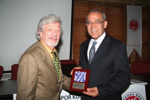 Spor Kulüpleri Yeniden Yapılandırılmalıdır 
 - 54