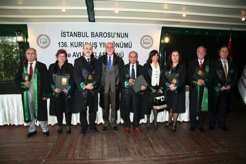 Hukuk Devleti Tesis Edilene, Yargı Bağımsız Olana Kadar, Bedeli Ve Pahası Ne Olursa Olsun Bu Mücadeleyi Birlikte Sürdüreceğiz - 247