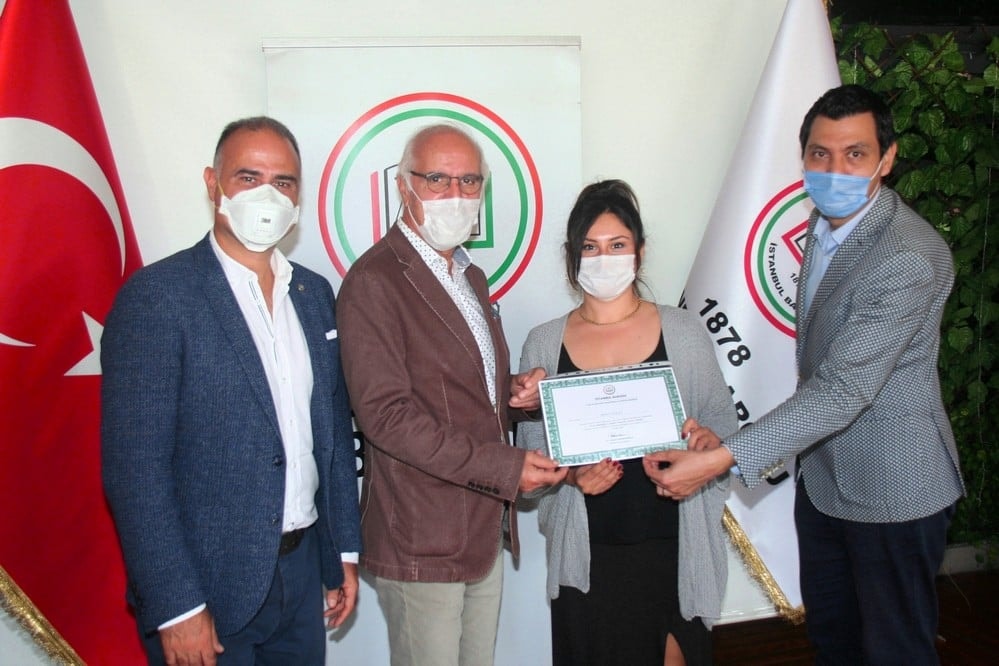 CMK ve Spor Hukuku Eğitimin Tamamlayanlara Sertifika Verildi - 43