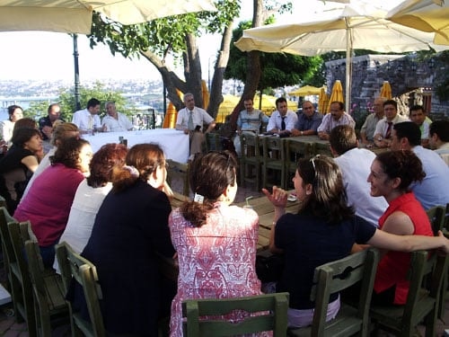 Eyüp Ve Gaziosmanpaşa Bölge Avukatları Toplandı