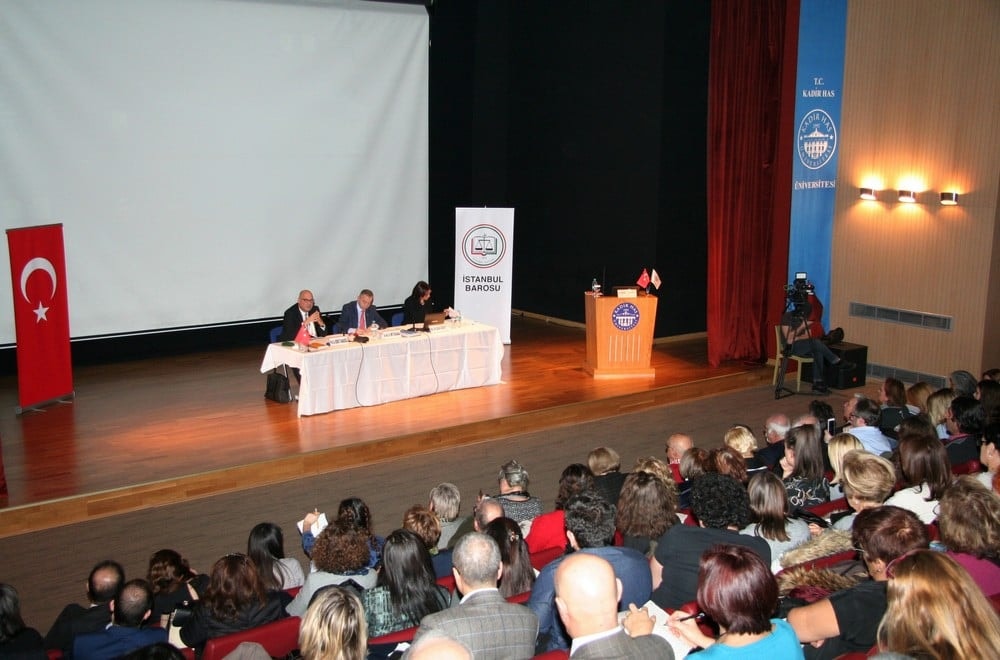 Hukuksal Gerçeklikler Bağlamında Anayasa Değişikliği - 54