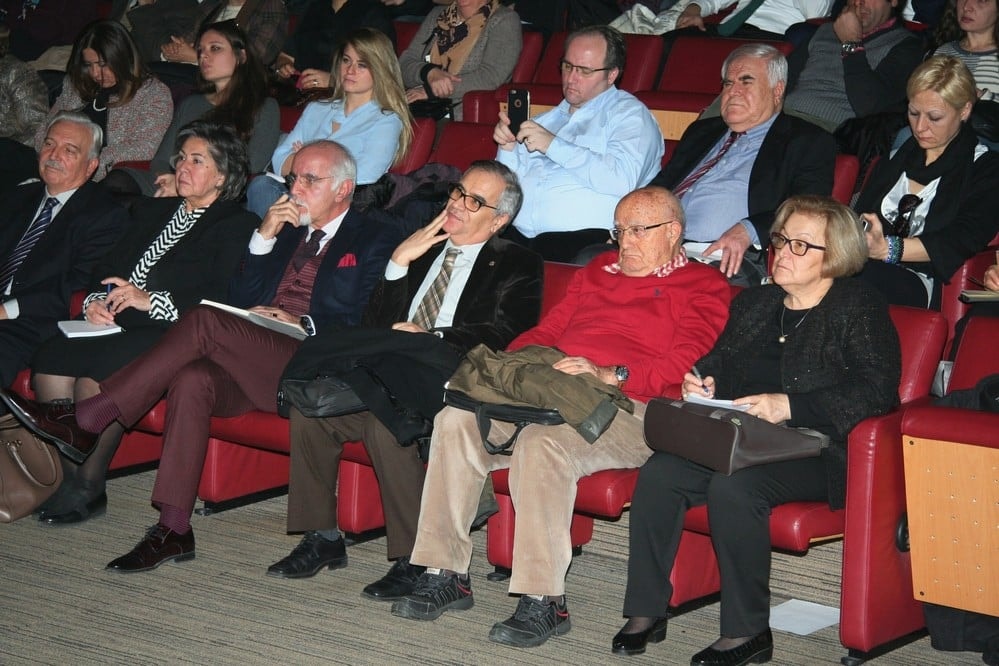 Hukuksal Gerçeklikler Bağlamında Anayasa Değişikliği - 41