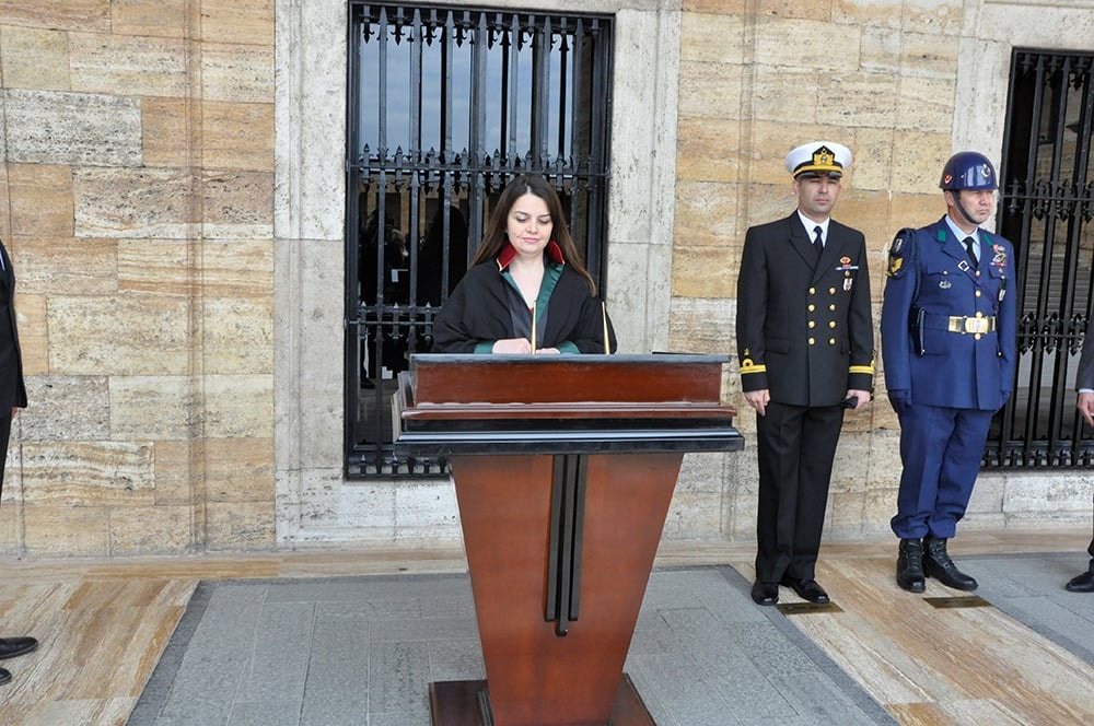 Cumer Atatürk’ün Huzurunda - 7