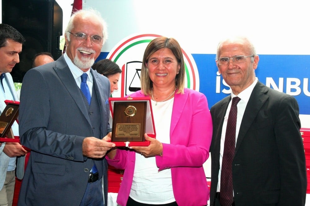 Sem Eğitmenlerine Plaket Verildi - 106