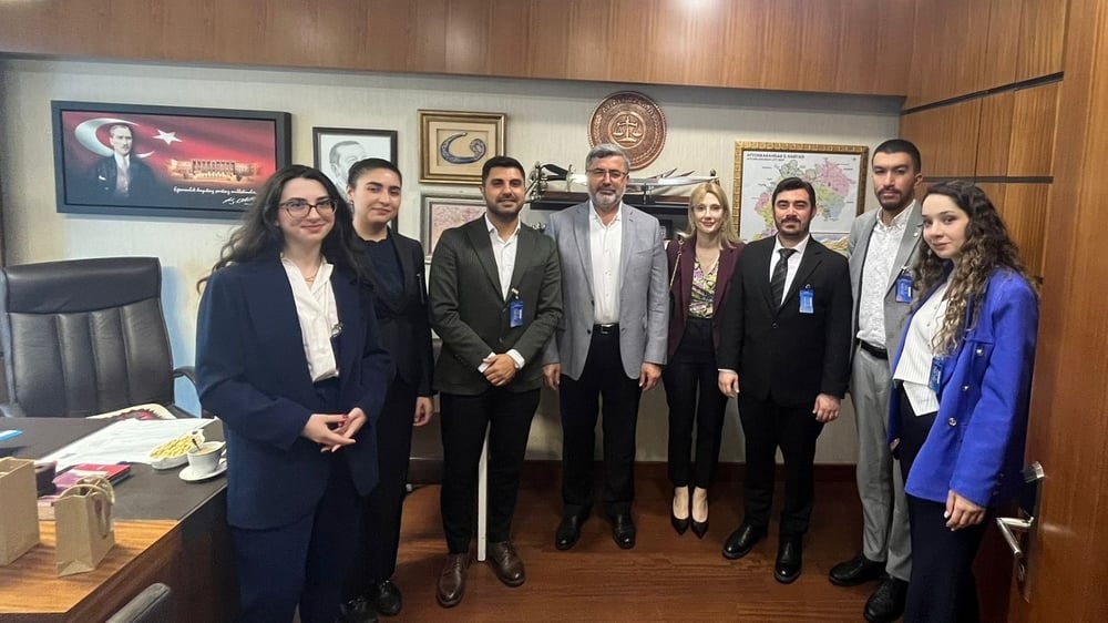 Genç Avukatlar Merkezimiz “Genç Avukatlara Yeni İş Alanları Yaratmayı Amaçlayan” Kanun Teklifini ve 9. Yargı Paketinde Adli Yardıma İlişkin Düzenlemeyi TBMM’de Grubu Bulunan Partilerle Görüştü - 3