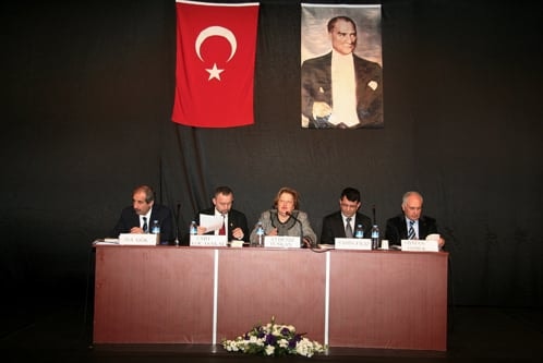 Devrim Yasalarının İçi Boşaltılıyor

 - 19