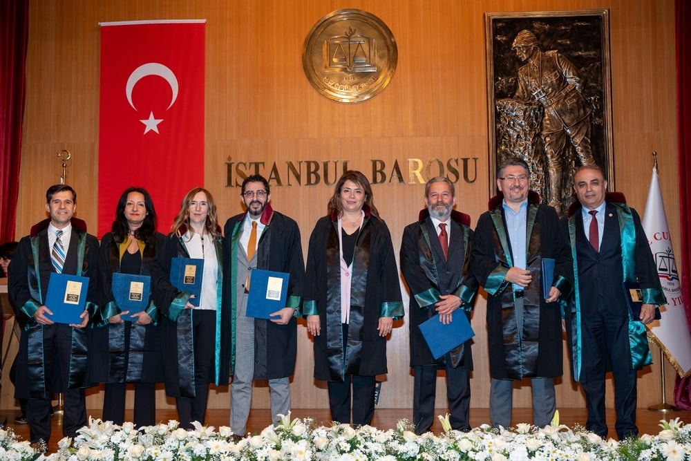 Meslekte 25, 30 ve 35 Yılını Dolduran Meslektaşlarımıza Plaket Verildi - 49